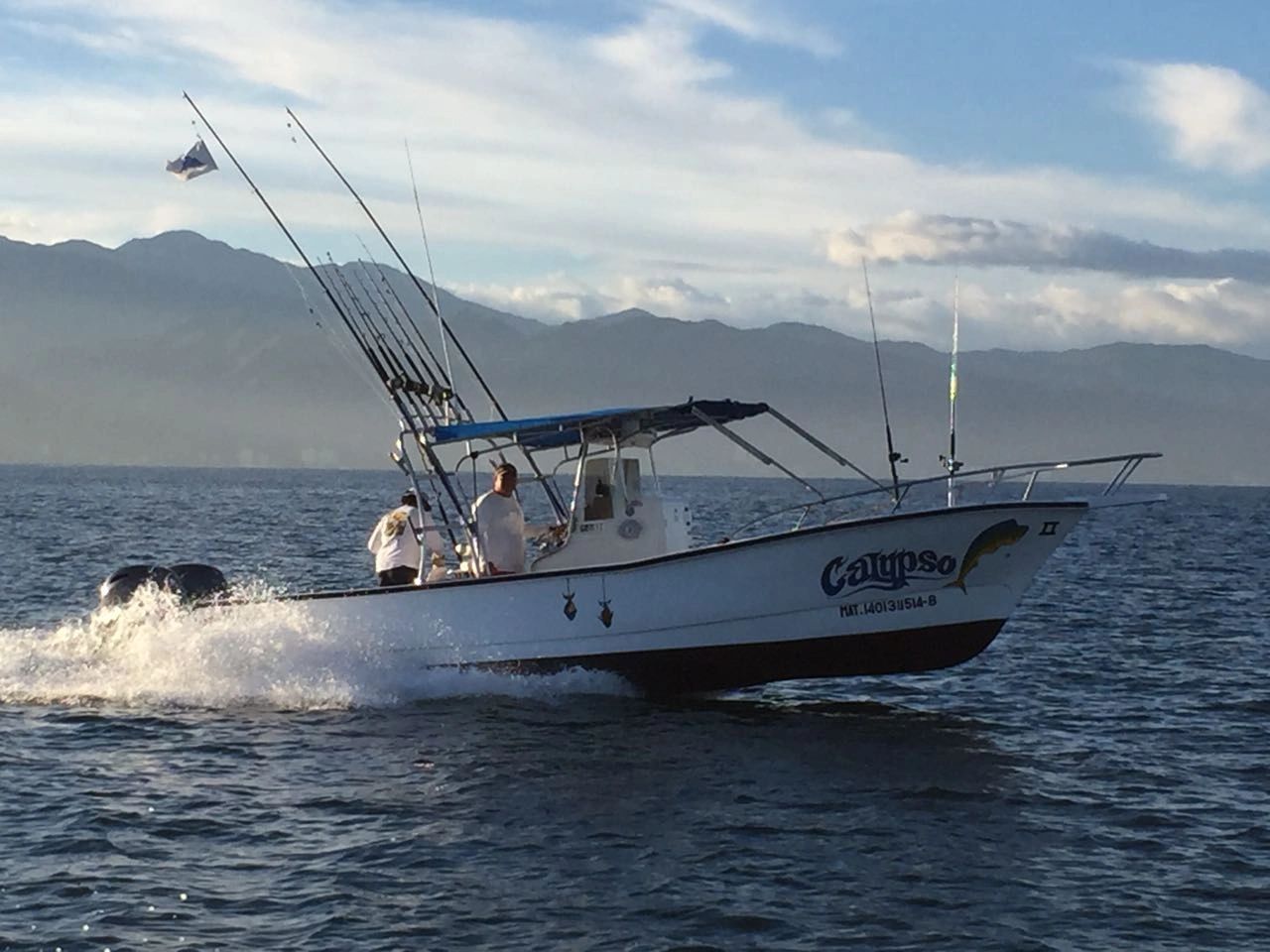 VALLARTA TRAVEL REWARDS - Renta De Lanchas De Pesca en Puerto Vallarta